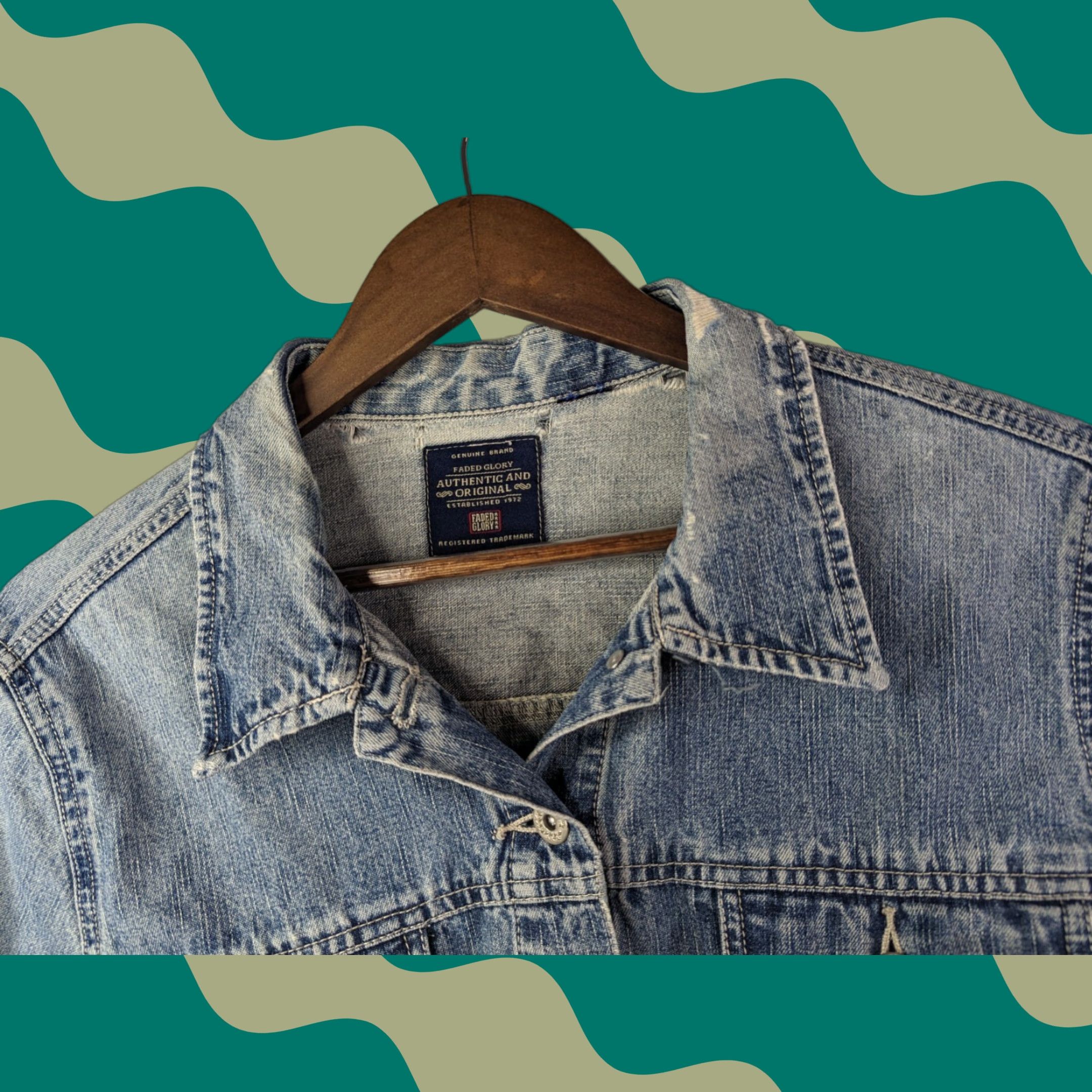 Faded Glory Faded Glory Denim Jacket Distressed Short Button Closure Women's L Medium Wash Indigo Vintage 90s Classic Collared Jacket Size L / US 10 / IT 46 - 1 Thumbnail