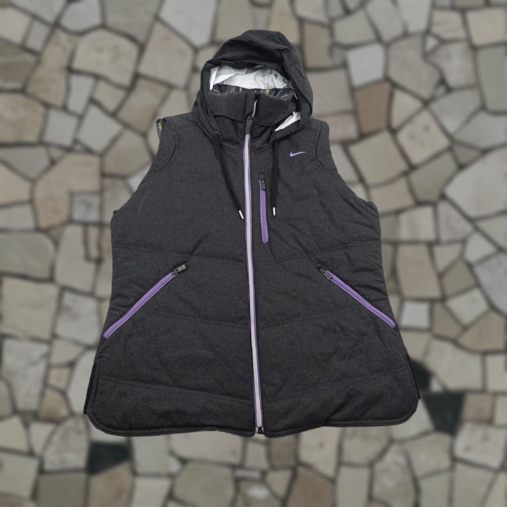 Nike Nike Golf Vest Womens L Gray Plaid Reversible Hooded Puffer Insulated Zipper Pocket Quilted Mid-Length Size L Daywear Sports Outdoor Size L / US 10 / IT 46 - 1 Thumbnail