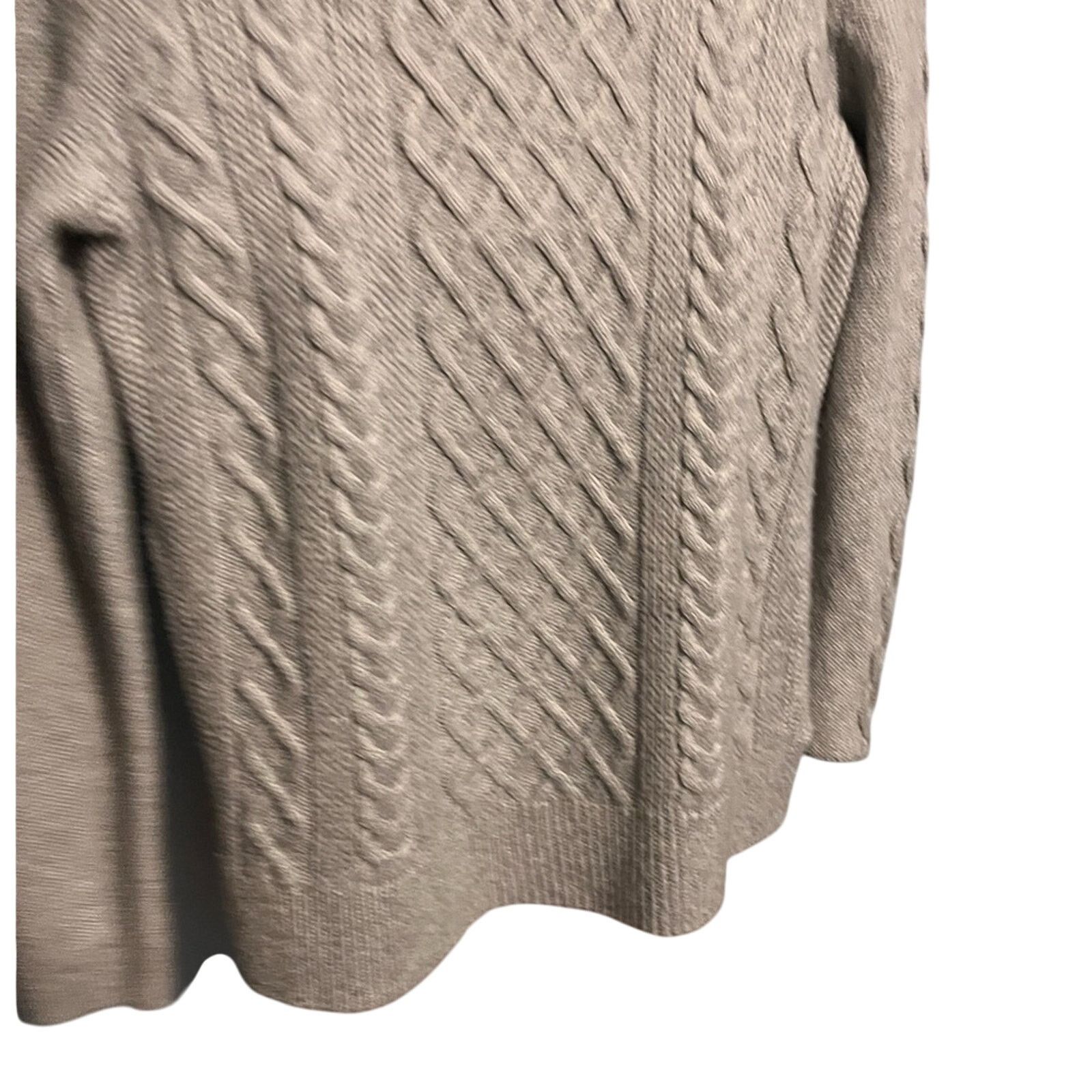 Croft & Barrow Croft & Barrow ladies cable knit sweater size petite small Size S / US 4 / IT 40 - 4 Thumbnail
