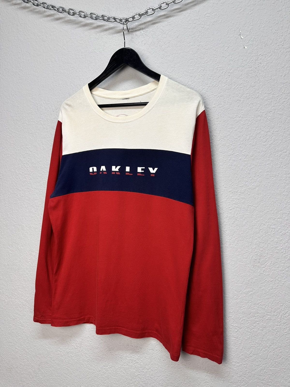 Oakley Vintage Streetwear Oakley Y2K Crazy faded T-shirt Distressed Size US M / EU 48-50 / 2 - 4 Thumbnail