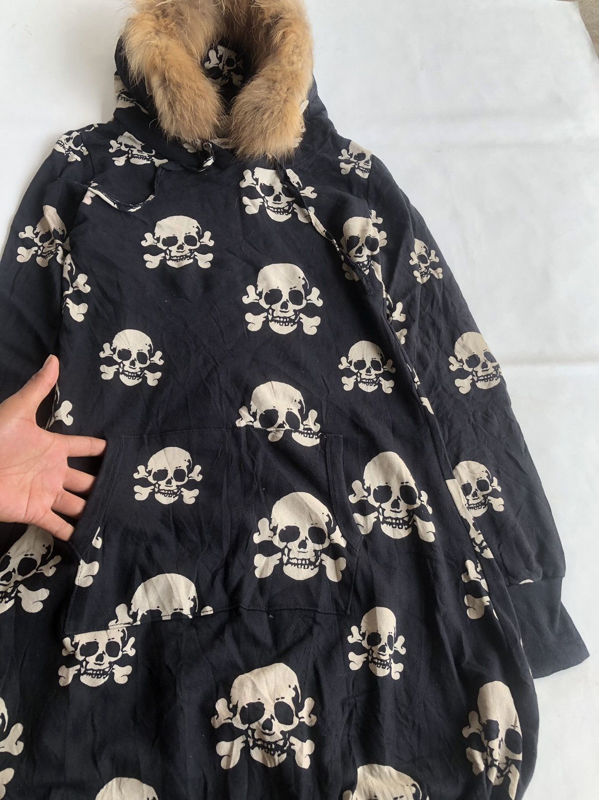 If Six Was Nine × Japanese Brand × Le Grande Bleu (L.G.B.) Faux Fur Hoodie Skull Rock Punk LGB Style Size US L / EU 52-54 / 3 - 2 Thumbnail