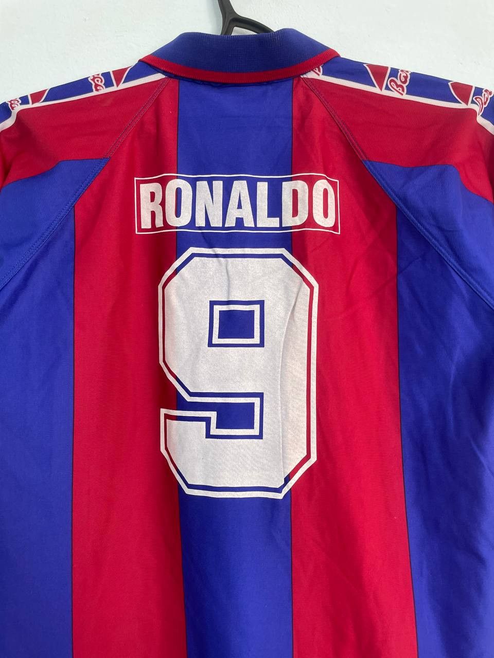 Kappa Kappa Rogers Barcelona Vintage 9 Ronaldo Jersey 1995 Size US L / EU 52-54 / 3 - 3 Thumbnail