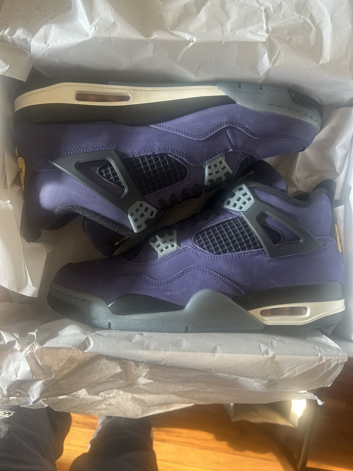 Nike Jordan 4 Retro Lakers. (sz-11 Men’s) Brand New 100% Size US 11 / EU 44 - 1 Thumbnail