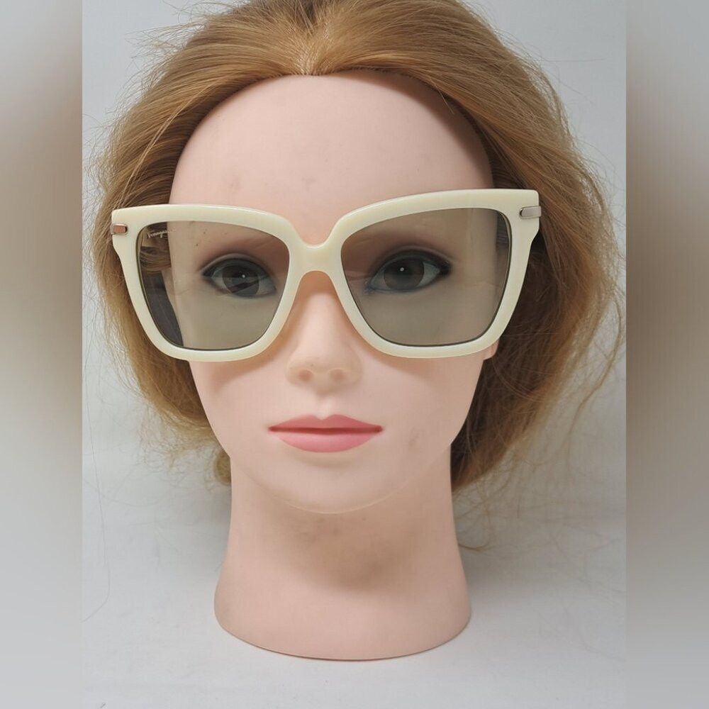 Salvatore Ferragamo Salvatore Ferragamo Sunglasses Ivory Cream Green Temple Log Size ONE SIZE - 2 Thumbnail