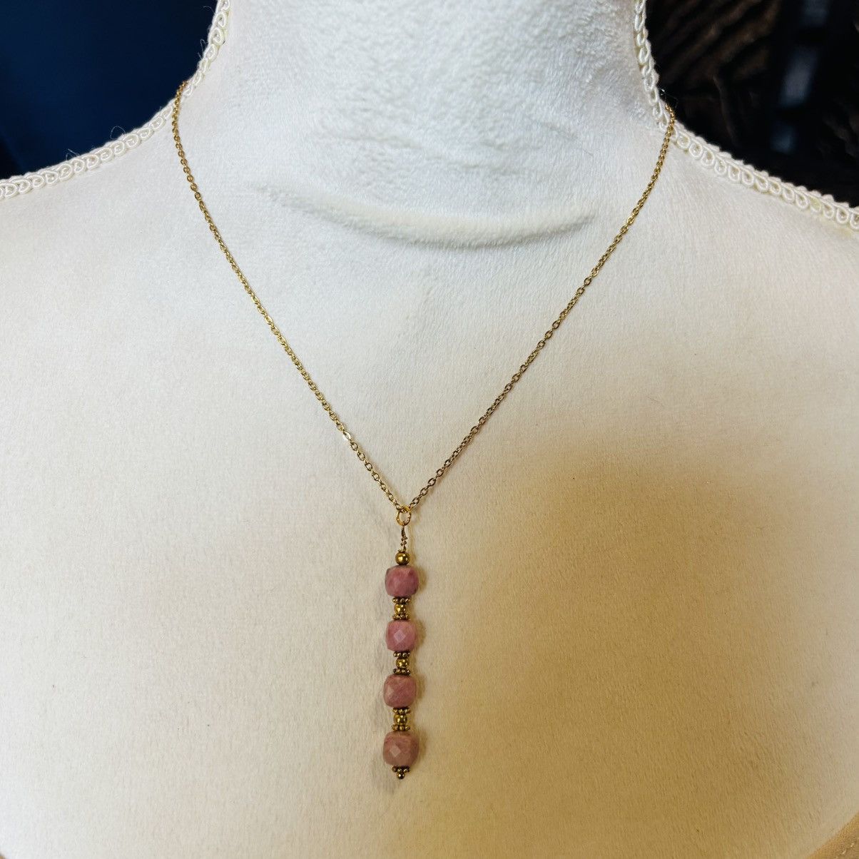Handmade Handcrafted genuine faceted rhodonite twist cage necklace Size ONE SIZE - 2 Thumbnail