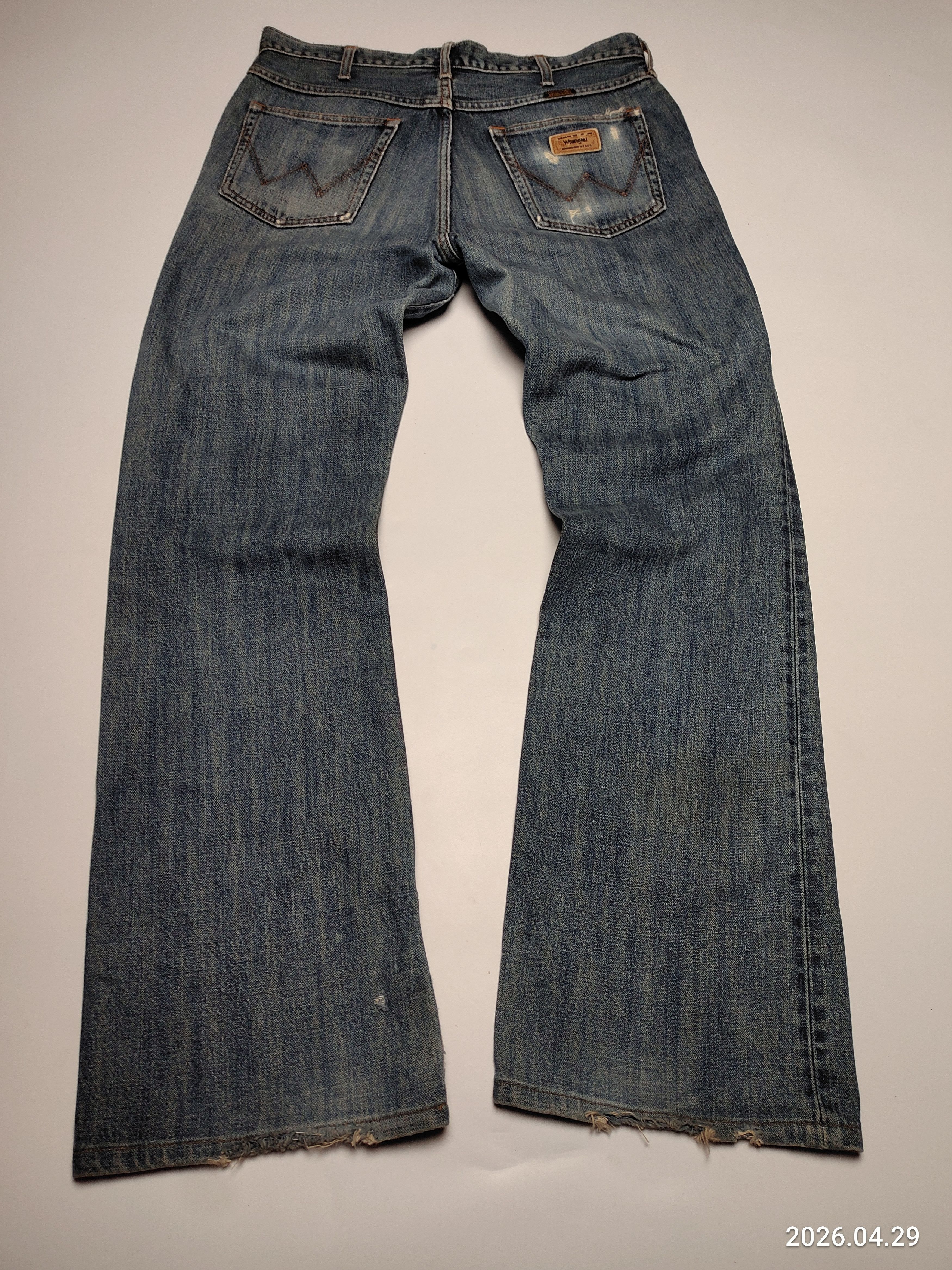 Wrangler Vintage Wrangler Jeans Blue Wash Distressed Denim Size US 34 / EU 50 - 7 Thumbnail