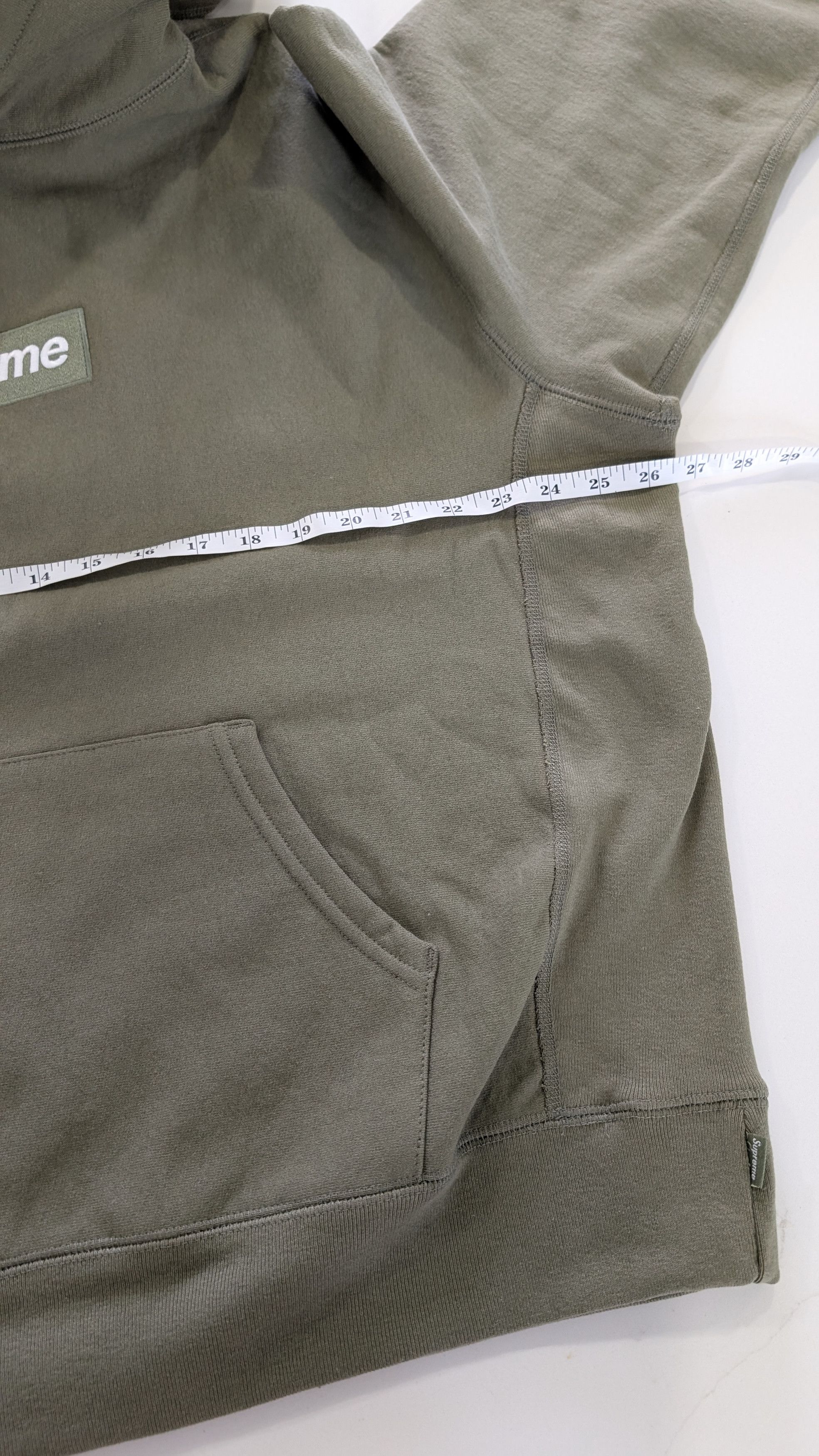 Supreme SUPREME Box Logo Hoodie FW25 Light Olive Size L Size US L / EU 52-54 / 3 - 15 Thumbnail