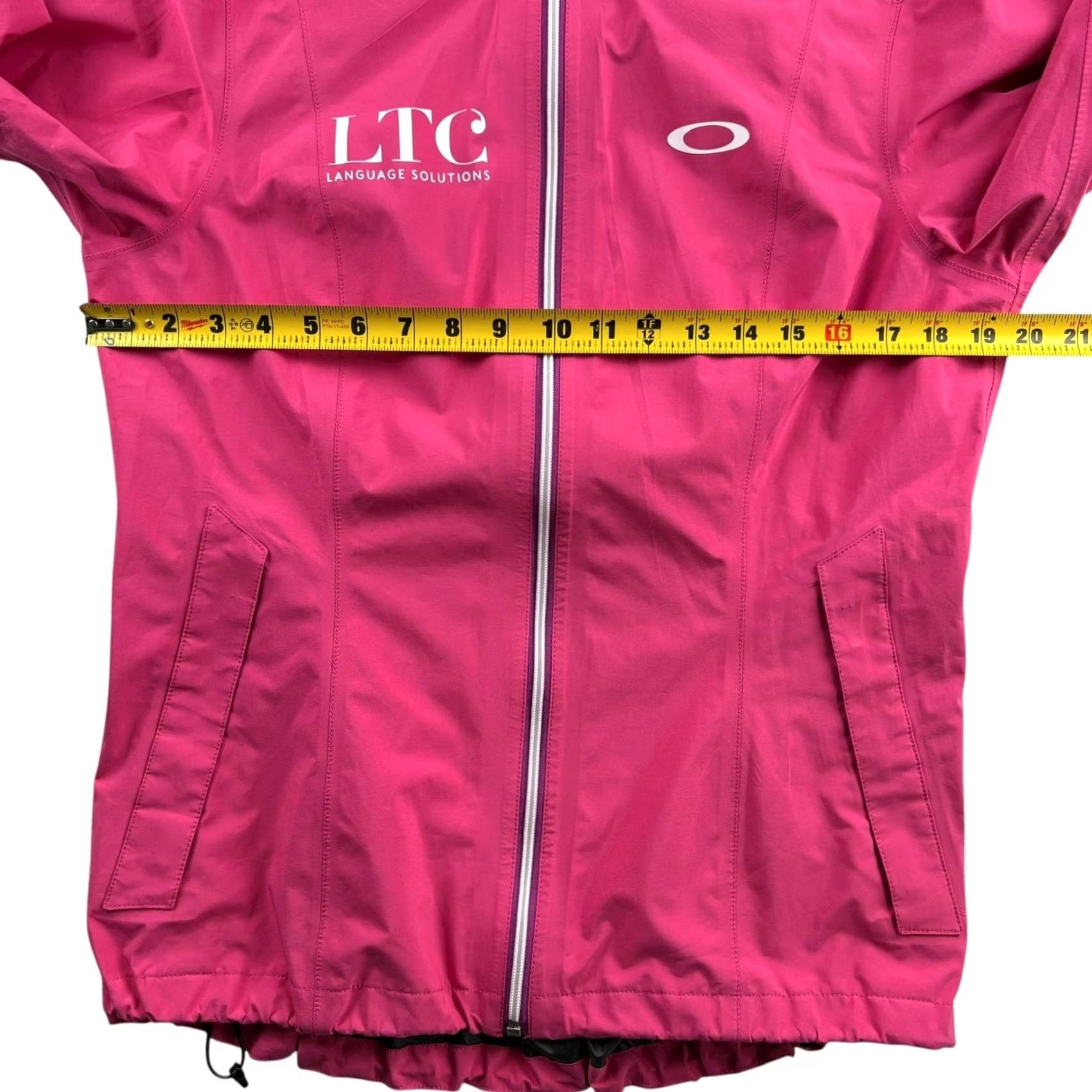 PGA Tour LPGA Tour Beatriz Recari Rain Jacket Pink • Medium Jacket Womens Full Zip Water Resistant Wind-Resistant Logo Size M / US 6-8 / IT 42-44 - 8 Thumbnail