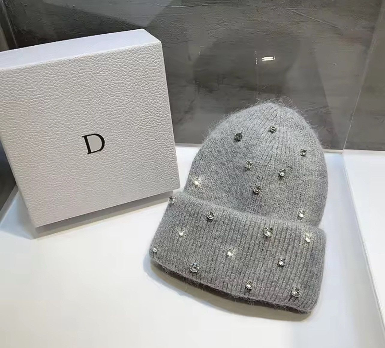 Japanese Brand Rhinestone Beads Knitted Hat Size ONE SIZE - 2 Thumbnail