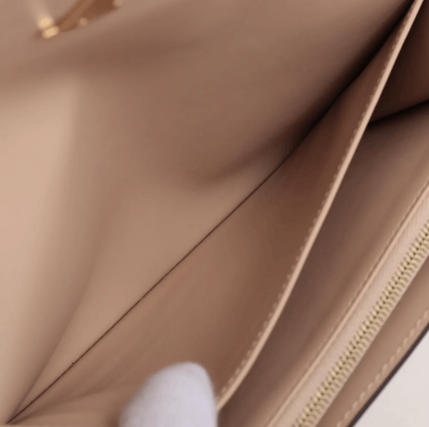 Louis Vuitton Louis Vuitton Vernis Portefeuille Louise Wallet Dune Size ONE SIZE - 7 Thumbnail