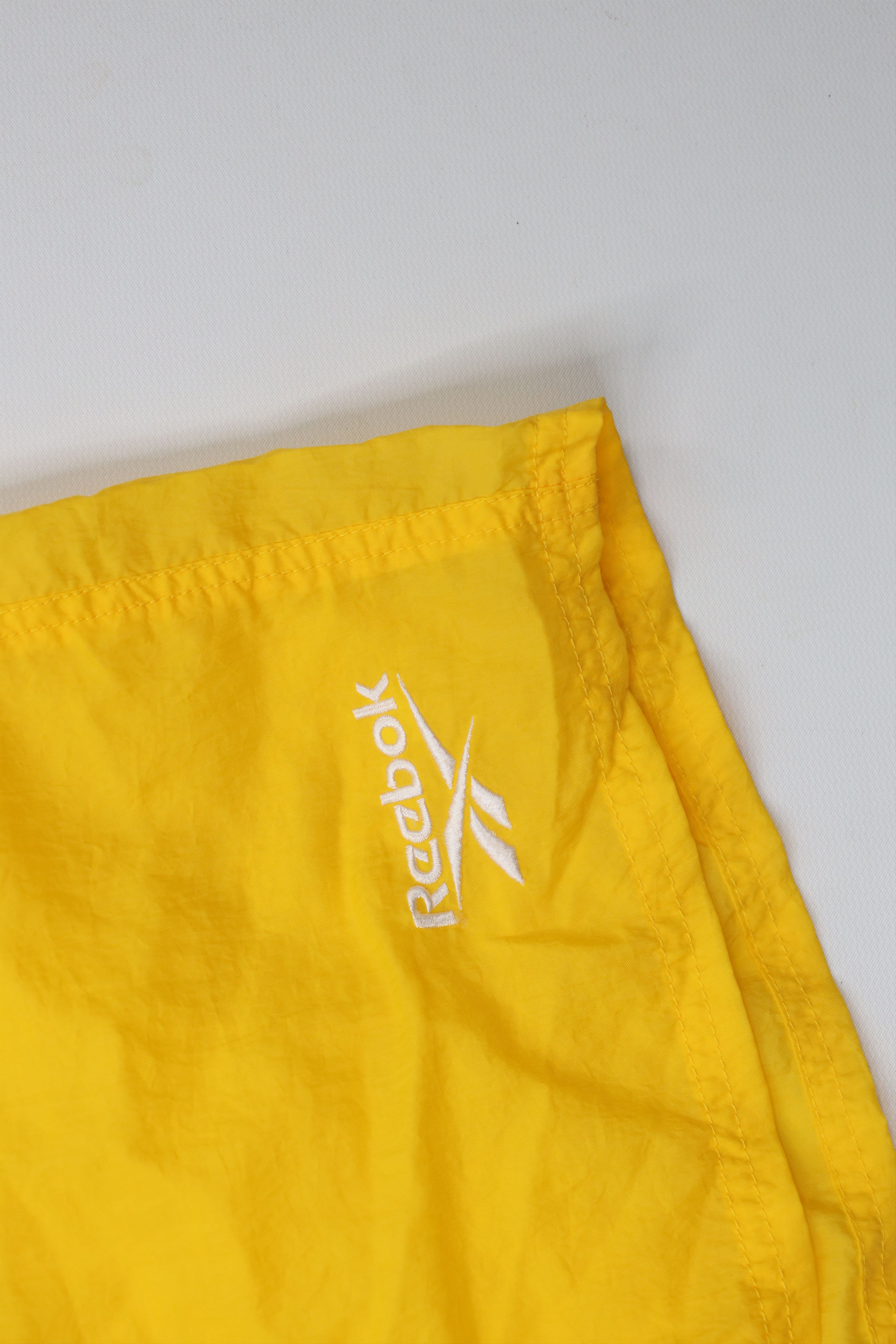 Reebok × Vintage Vintage 90s Reebok Lined Above Knee Shorts Yellow Nylon Size US 36 / EU 52 - 5 Thumbnail