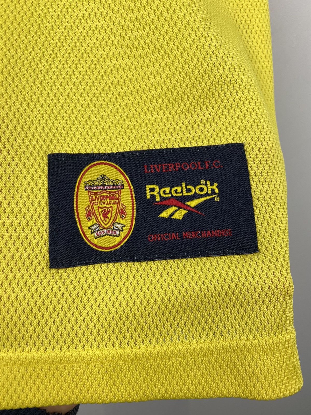 Reebok Vintage Liverpool 1997 1999 Reebok Soccer Jersey PSG Arsenal Size US M / EU 48-50 / 2 - 5 Thumbnail