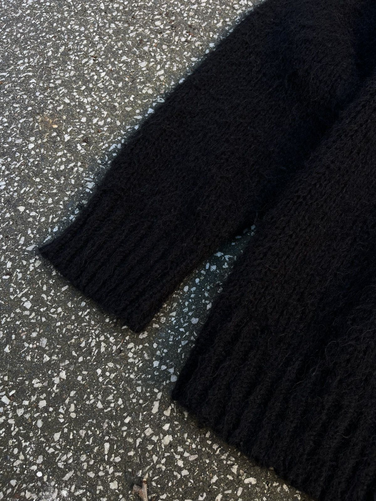 Saint Laurent Paris Saint Laurent Mohair Knit Sweater Black M Size US M / EU 48-50 / 2 - 3 Thumbnail