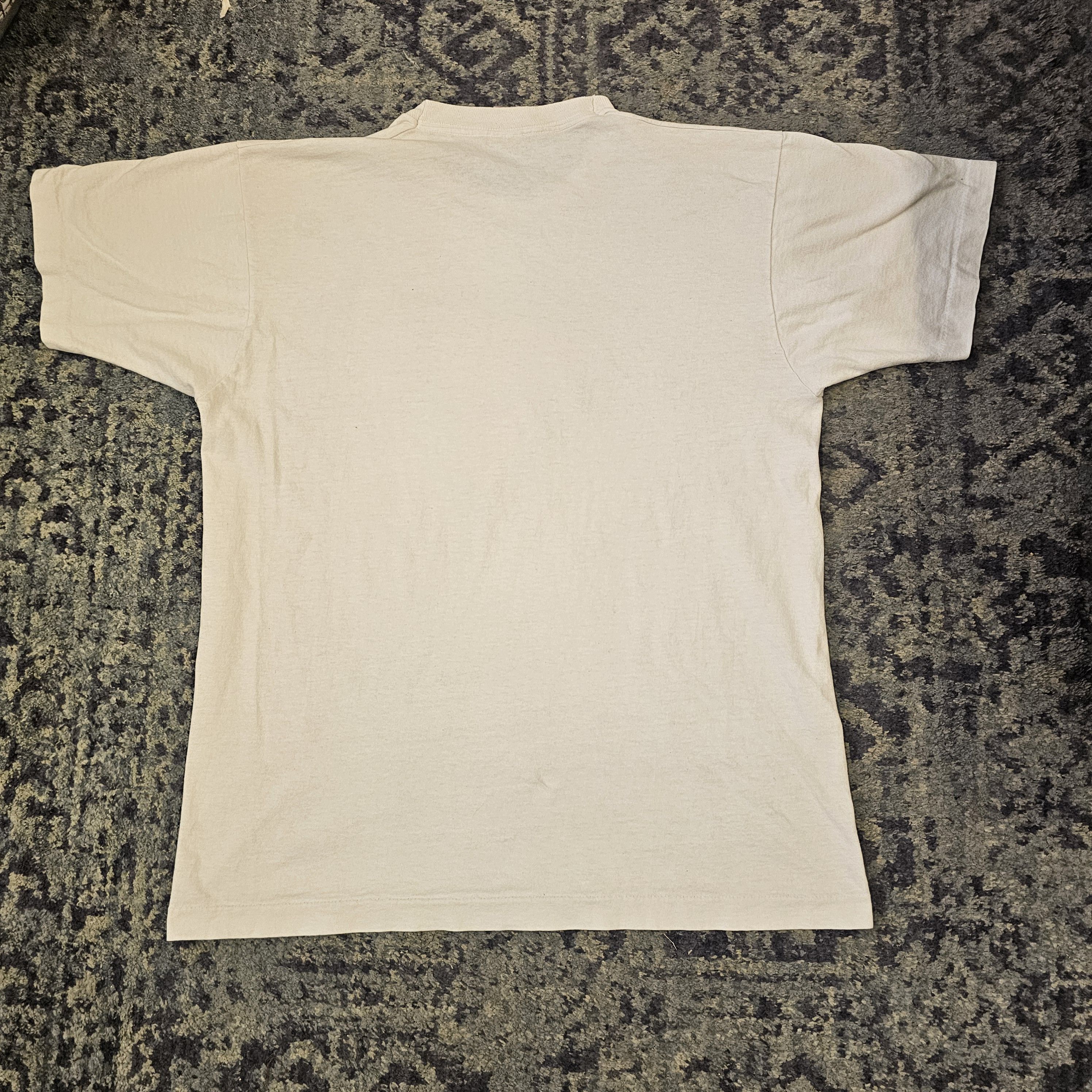 Vintage Vintage 1991 Yale BGLAD Gay Pride Pink Triangle T-Shirt Size US XL / EU 56 / 4 - 7 Thumbnail