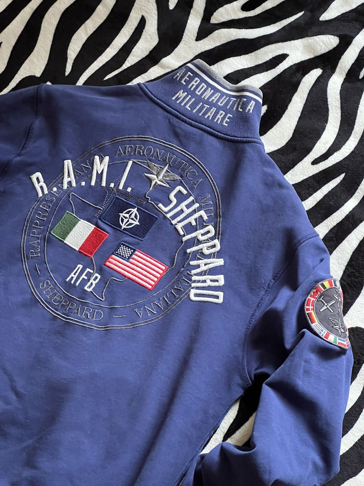 Aeronautica Militare Aeronautica Militare zipper sweatshirt military style AFB Size US M / EU 48-50 / 2 - 5 Thumbnail