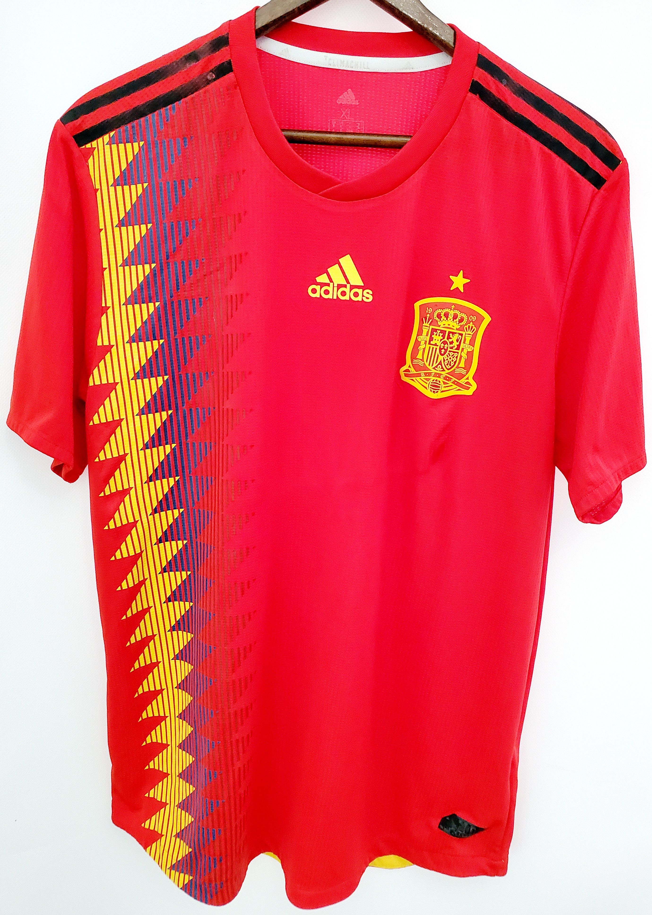 Adidas 2018 World Cup Spain National Soccer Jersey size XL Size US XL / EU 56 / 4 - 1 Thumbnail