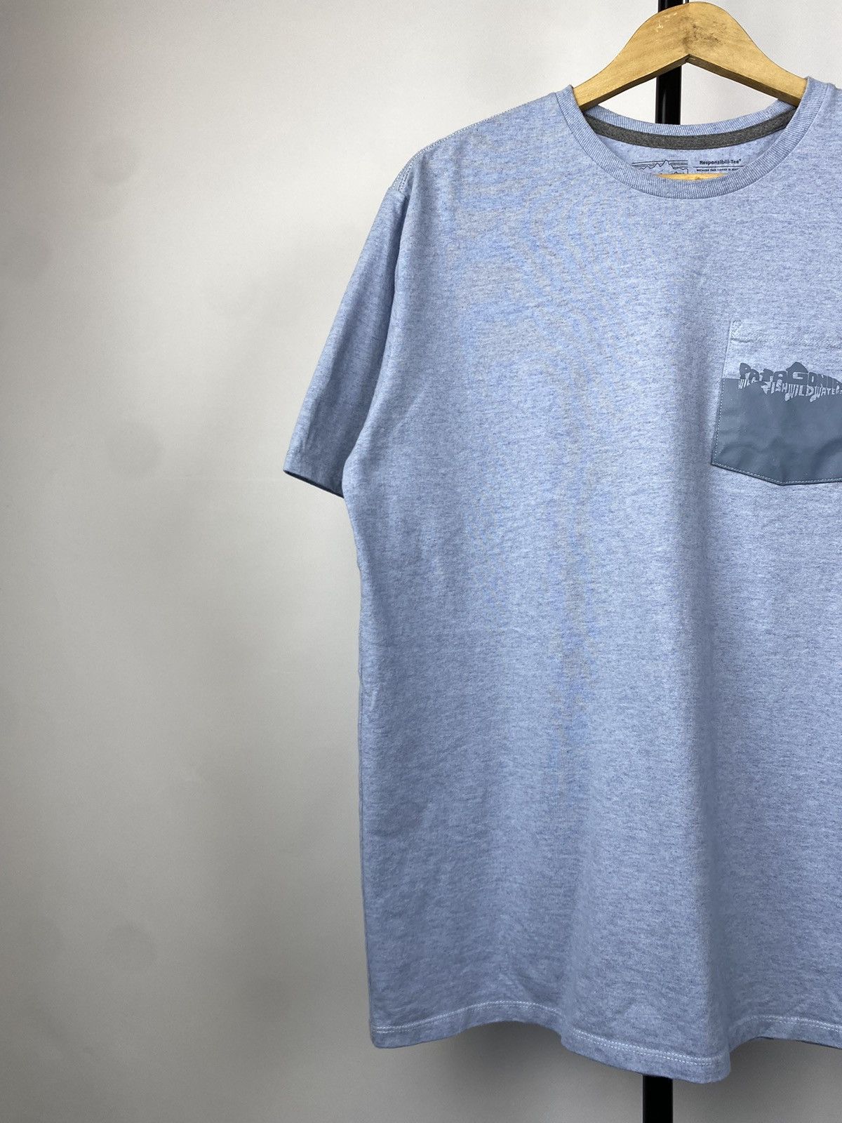 Patagonia × Vintage Patagonia Big logo Outdoor vintage mountains t shirt Size US M / EU 48-50 / 2 - 4 Thumbnail
