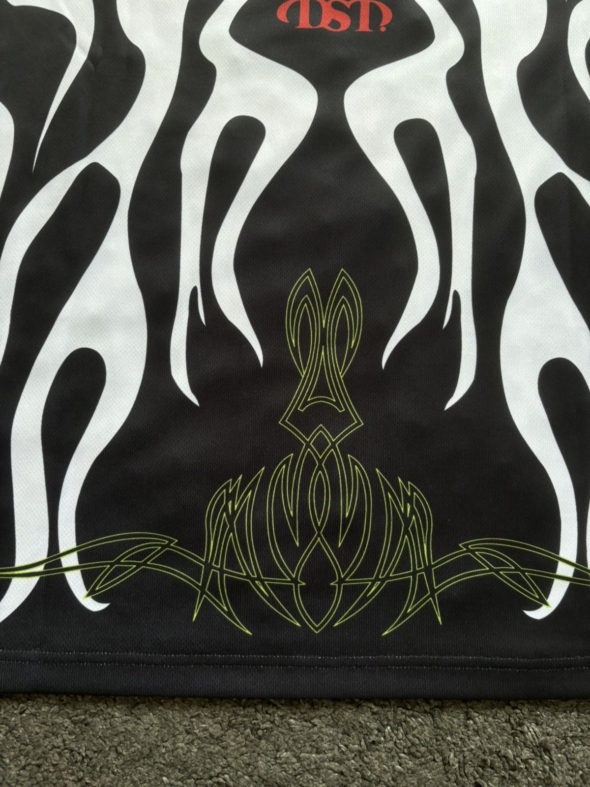 Other Vintage duckdive waveclub racing unisex white black jersey Size US L / EU 52-54 / 3 - 19 Thumbnail