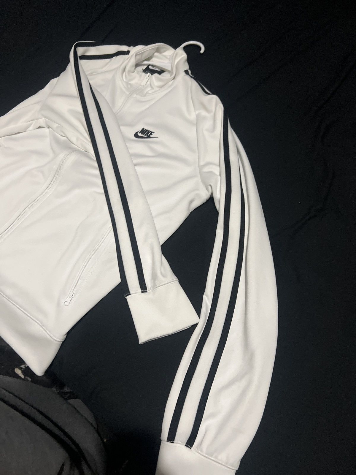 Nike White Nike Striped Sweater Size US M / EU 48-50 / 2 - 4 Thumbnail