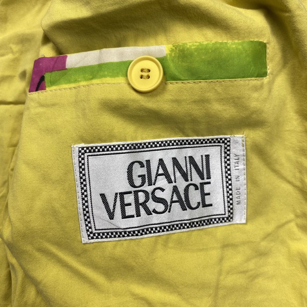 Versace vintage 90s gianni versace all over print bomber jacket Size S / US 4 / IT 40 - 8 Thumbnail