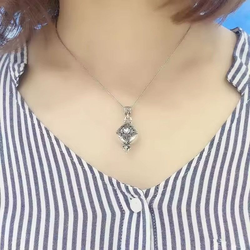Bottega Veneta Six-Character Sutra Zircon Openable Necklace Size ONE SIZE - 1 Thumbnail