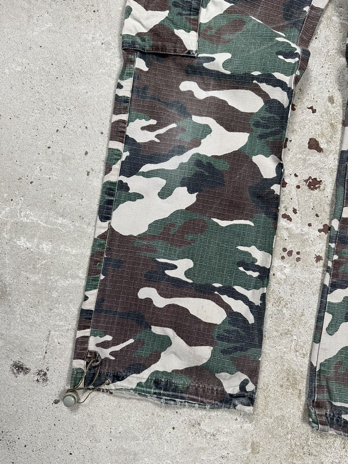 Other Vintage Y2K Washed Camo Distressed Baggy Cargo Pants Size US 30 / EU 46 - 5 Thumbnail