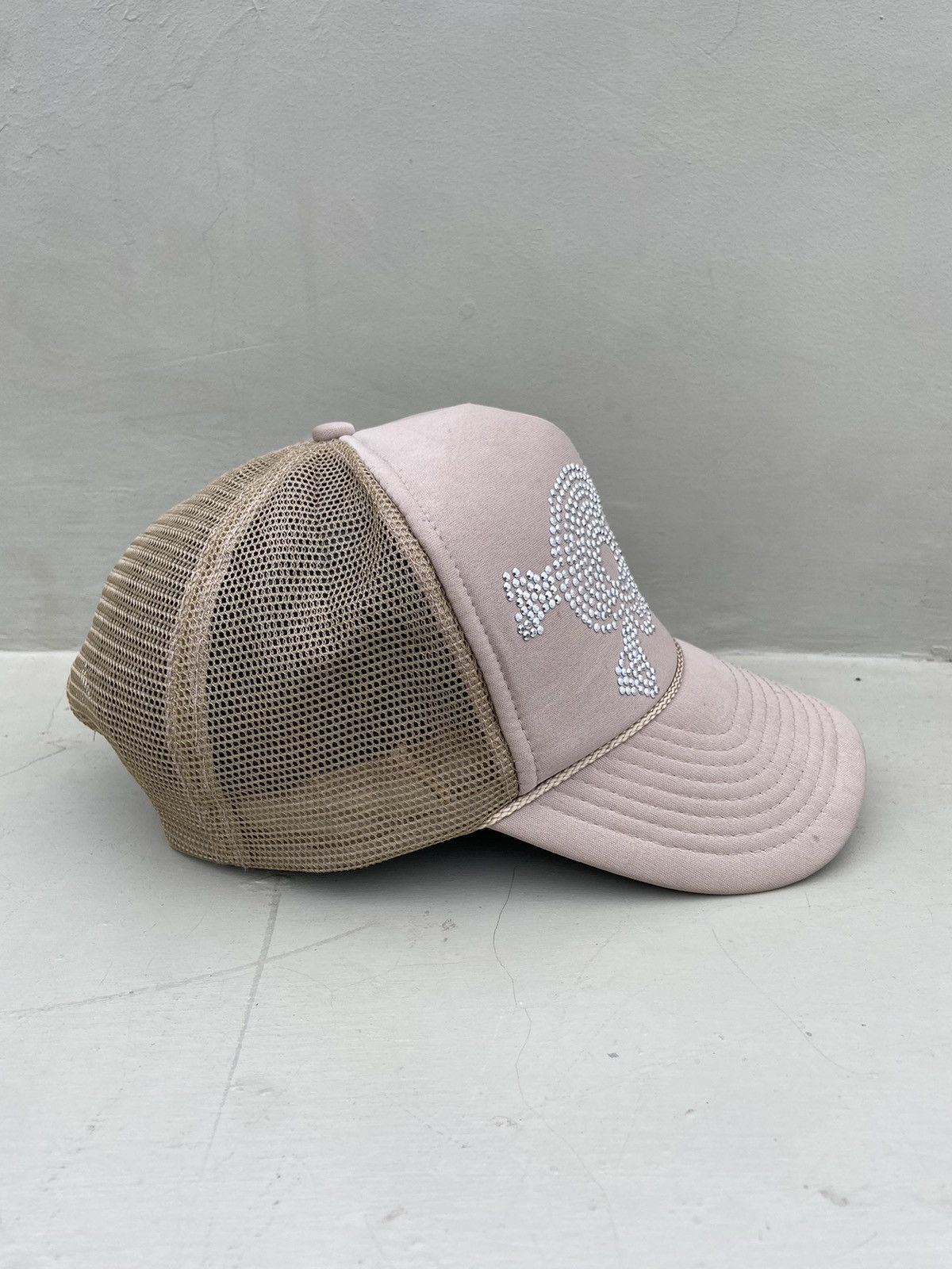 Hysteric Glamour 2000s Nissun cap zircon studded skull trucker hat Size ONE SIZE - 3 Thumbnail
