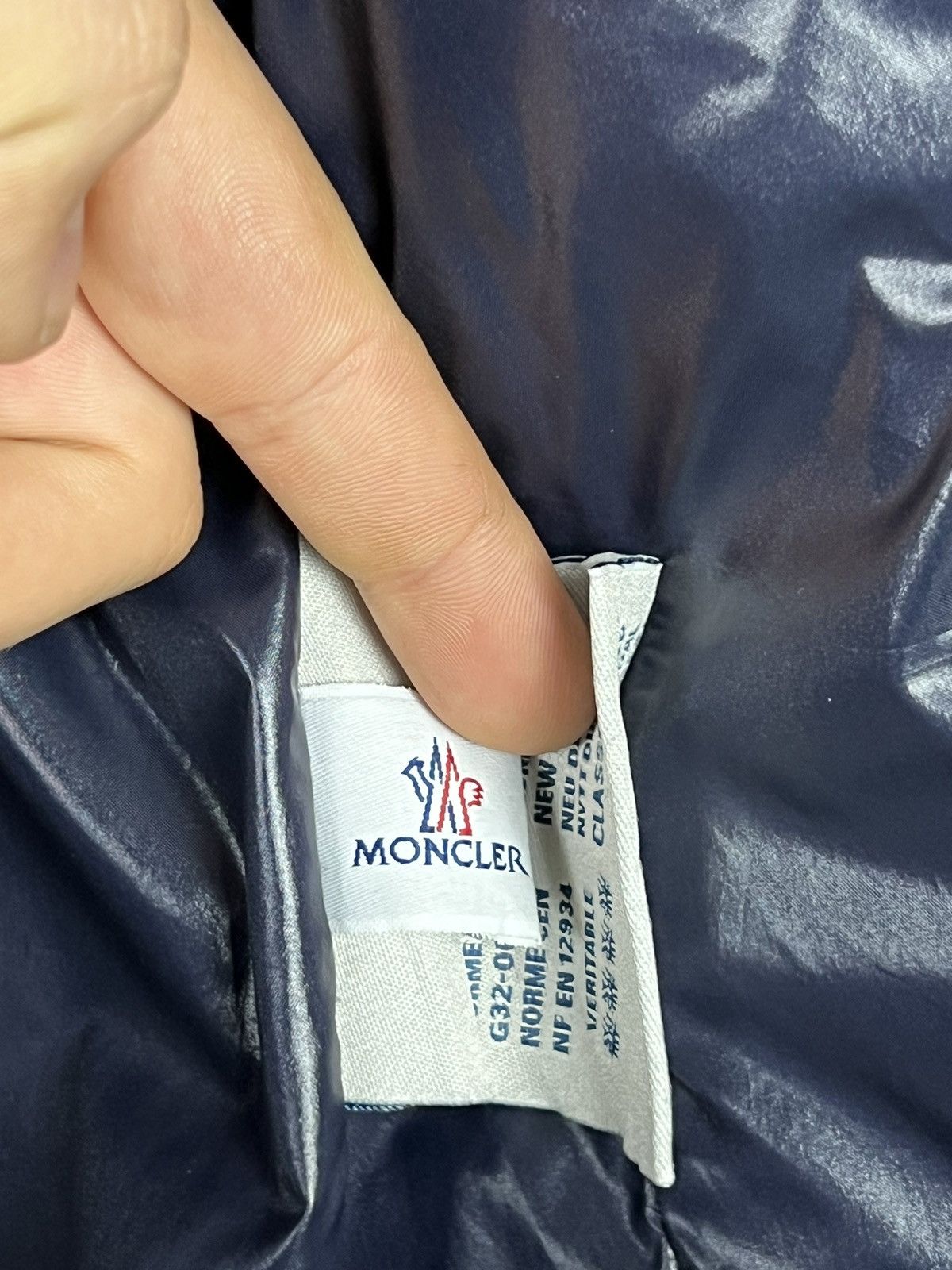 Moncler Moncler Austin puffer jacket packable hood duck down size 0 Size US S / EU 44-46 / 1 - 12 Thumbnail
