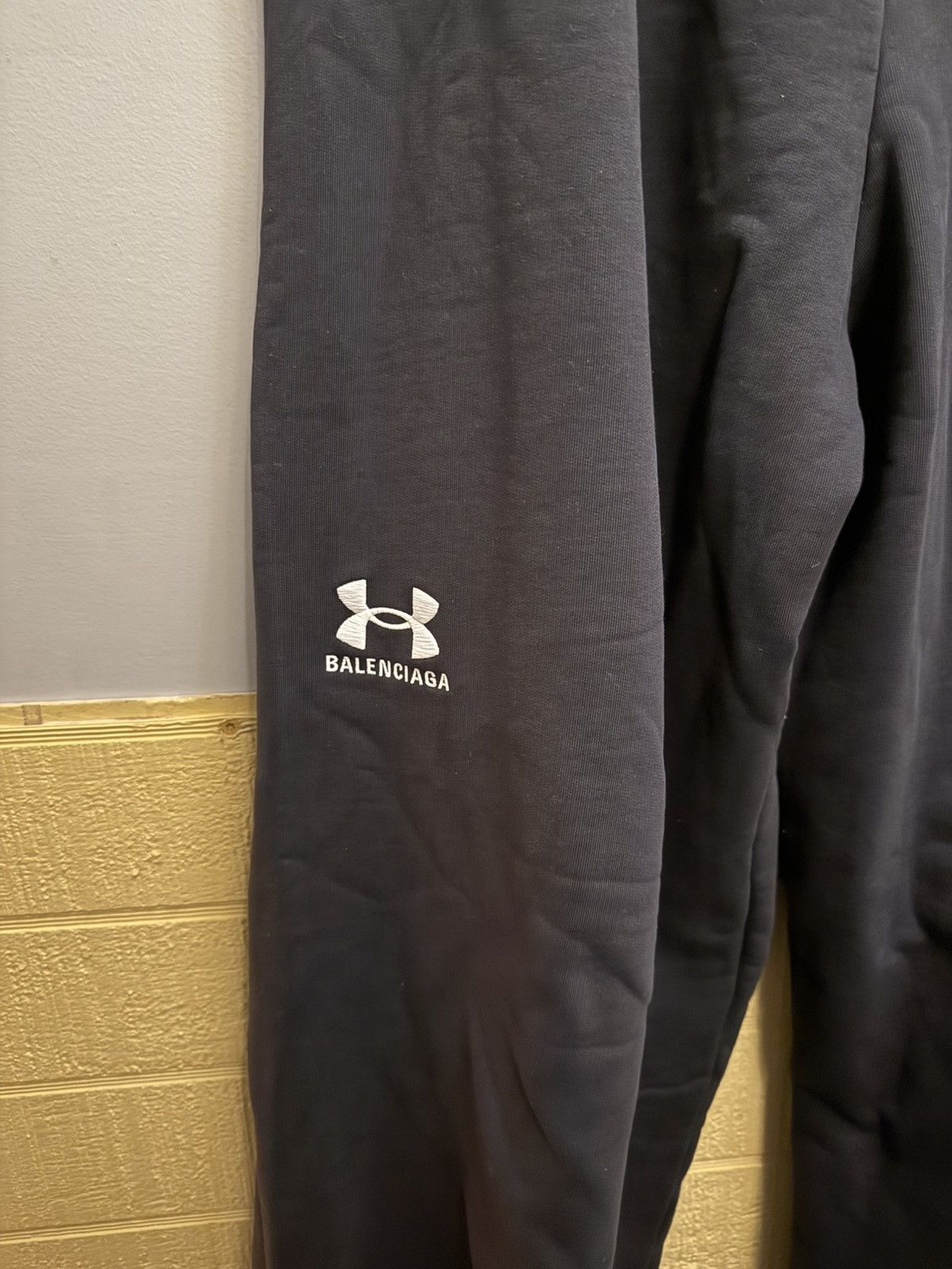 Balenciaga Balenciaga Under Armor Sweatpants size M Size US 32 / EU 48 - 2 Thumbnail