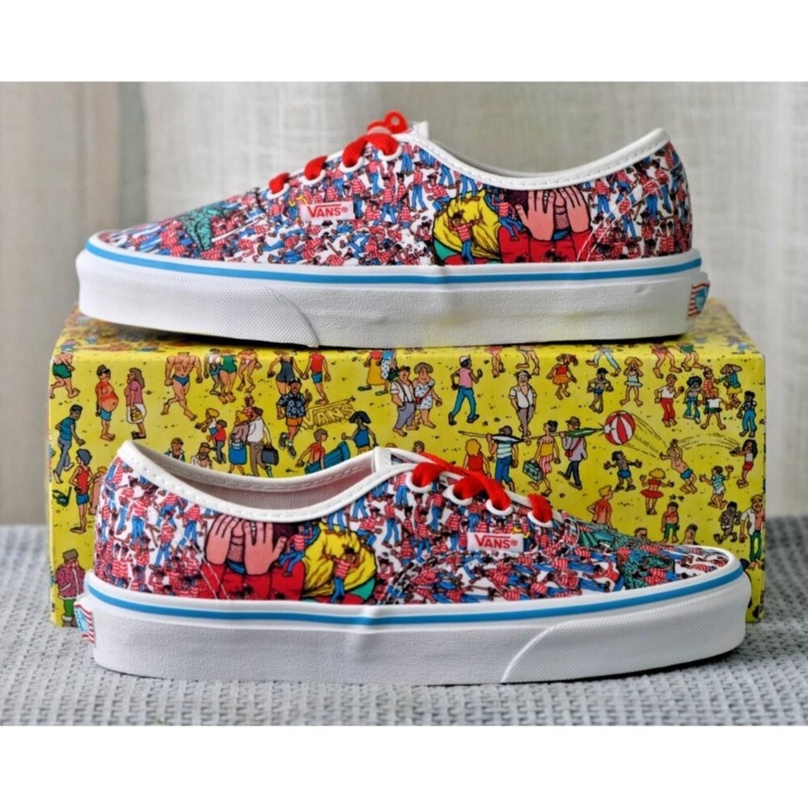 Vans Vans Authentic Where's Waldo? | VN0A348A3RZ Size US 5 / EU 37 - 9 Thumbnail