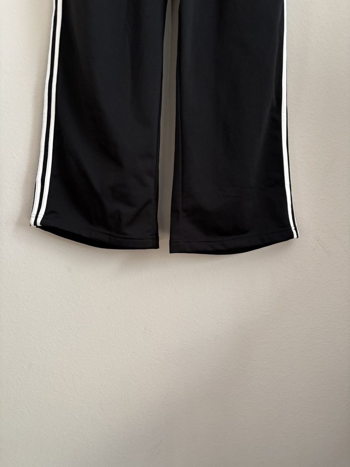 Adidas Vintage 2011 Adidas 3 Stripe Trackpants Size US 32 / EU 48 - 8 Thumbnail