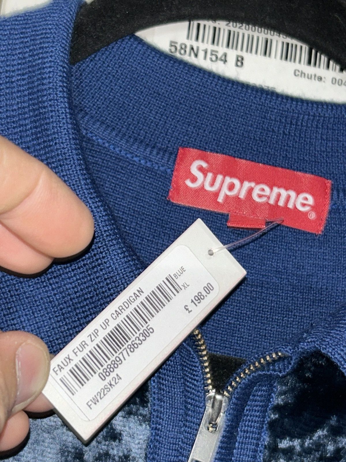 Supreme Supreme Faux Fur Zip Up Cardigan Blue FW22 size XL NEW NWT Size US XL / EU 56 / 4 - 5 Thumbnail
