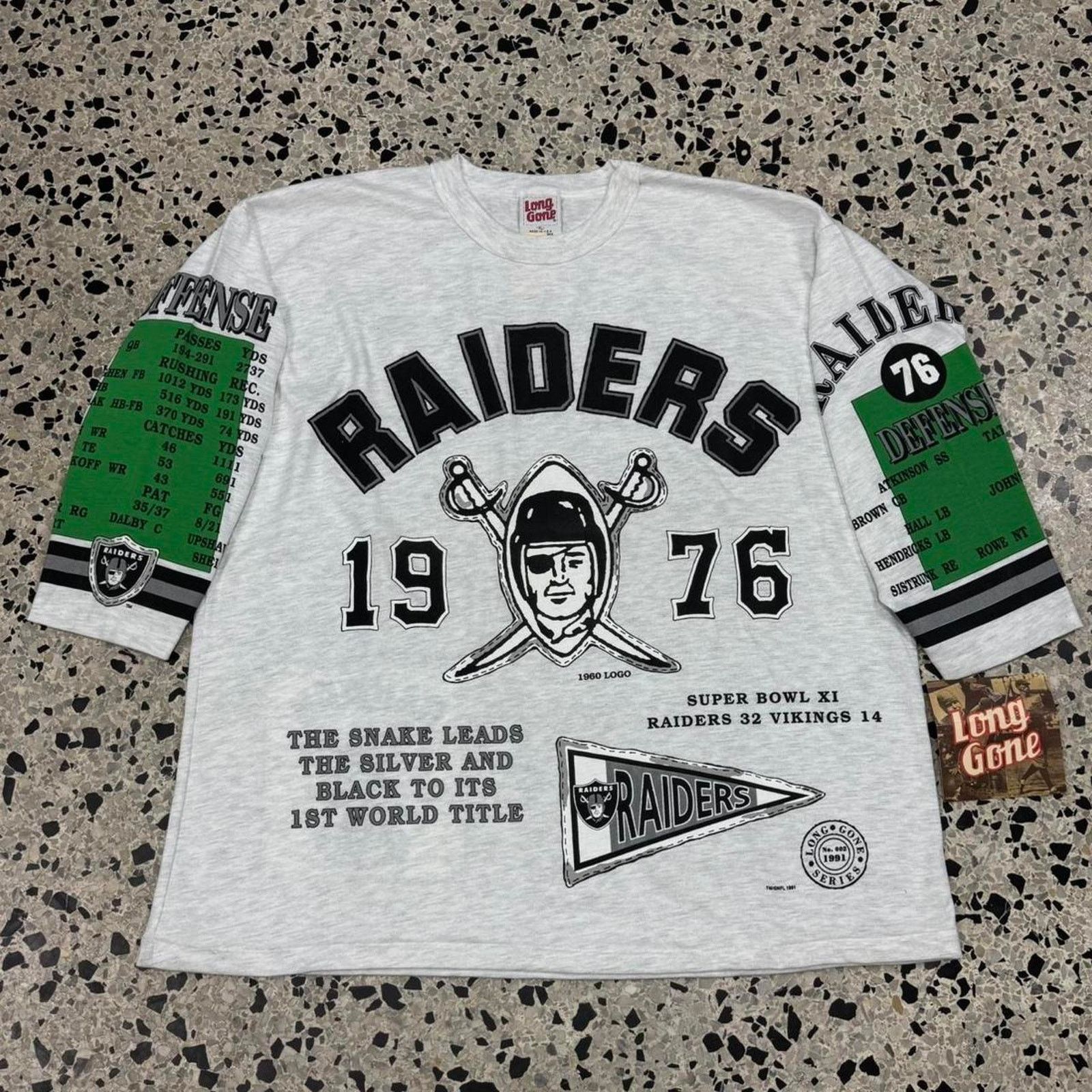 NFL × Vintage VINTAGE 90S SINGLE STITCH BNWT NOS LONG GONE RAIDERS AOP TEE Size US XL / EU 56 / 4 - 1 Thumbnail