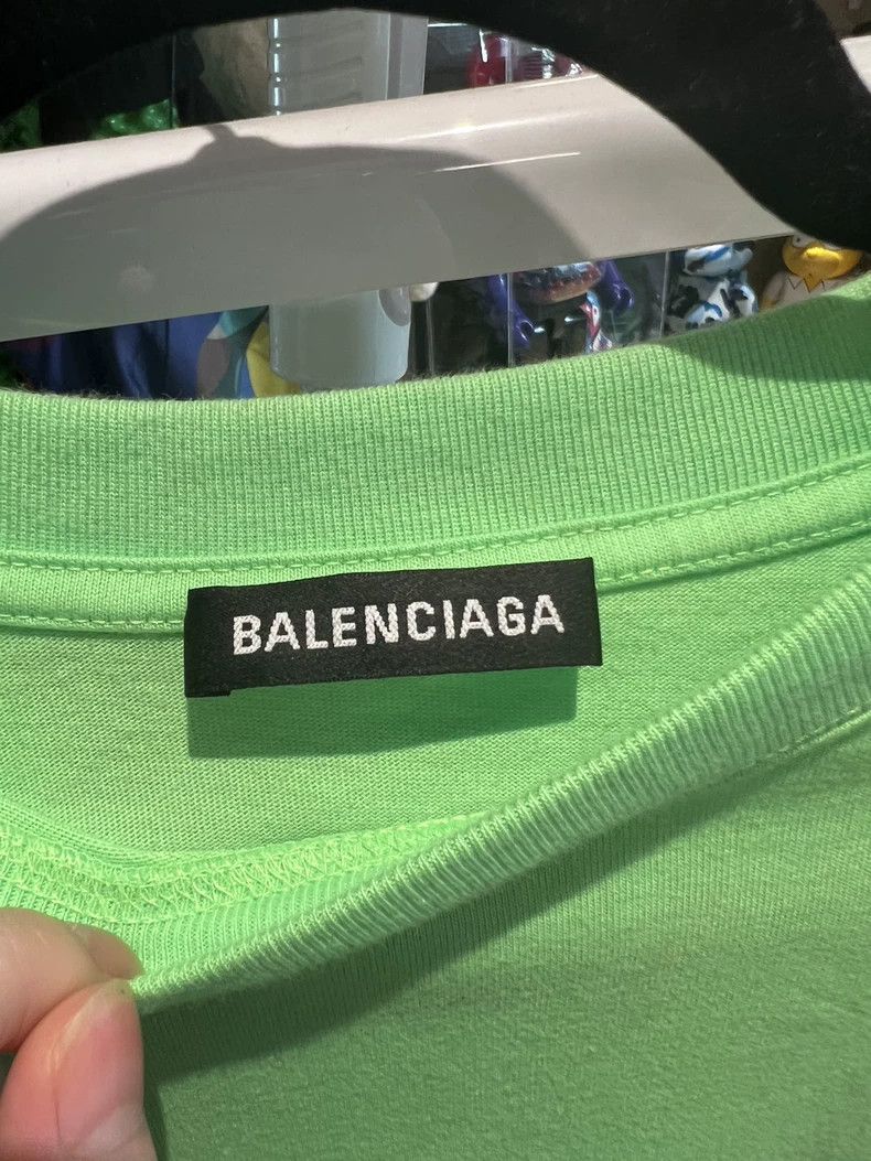 Balenciaga Balenciaga Green Charity Short Sleeve - Great for Lifting Size US S / EU 44-46 / 1 - 2 Thumbnail