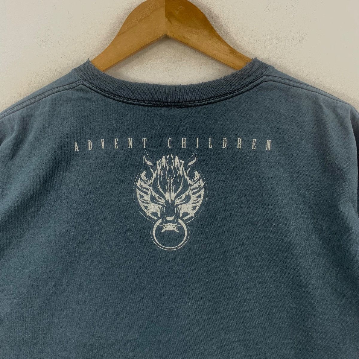 Other Vintage 2005 FINAL FANTASY VII Advent Children Thrashed Tee Size US M / EU 48-50 / 2 - 7 Thumbnail