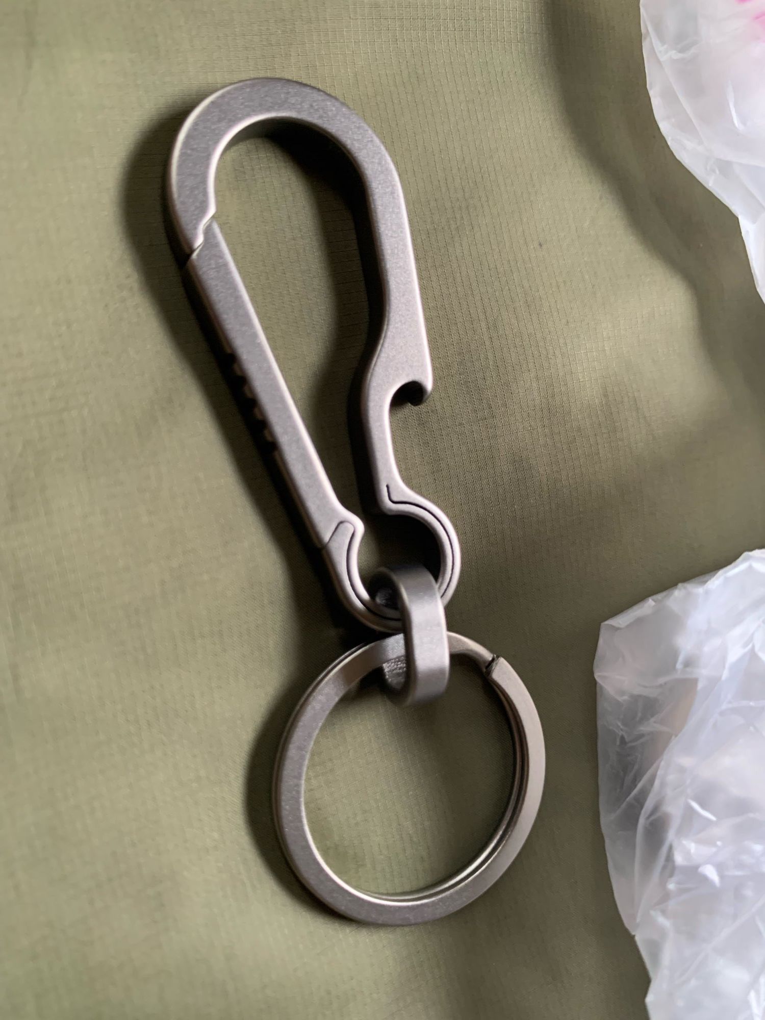 Other 8cm Titanium Alloy Street Bottle Opener Carabiner Size ONE SIZE - 1 Thumbnail