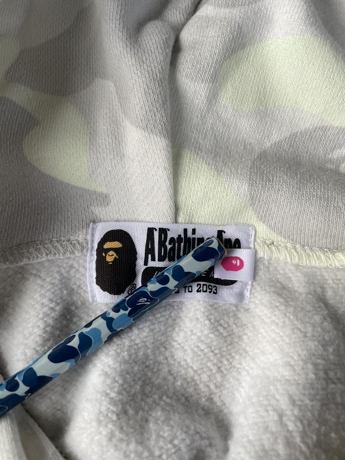 Bape Bape GITD City Camo Shark Fullzip Hoodie Size XS / US 0-2 / IT 36-38 - 12 Thumbnail
