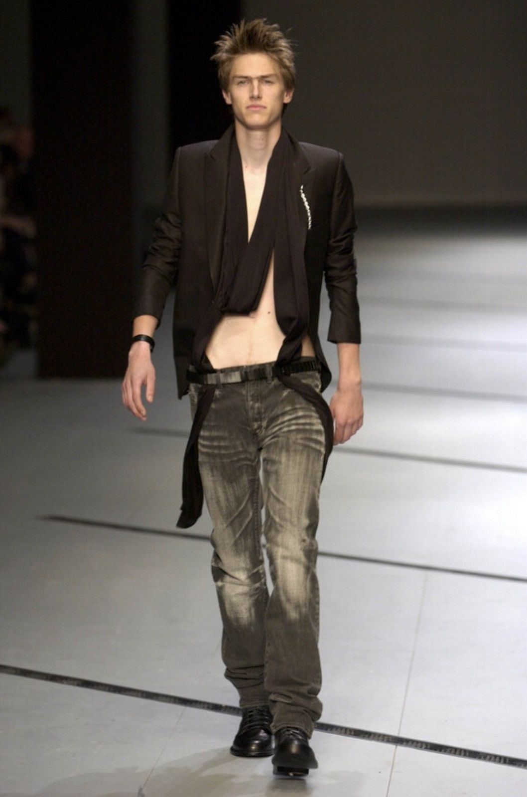 Dior × Hedi Slimane SS03 Dior Homme Follow Me Runway Leather Scale Belt Hedi Size ONE SIZE - 4 Thumbnail