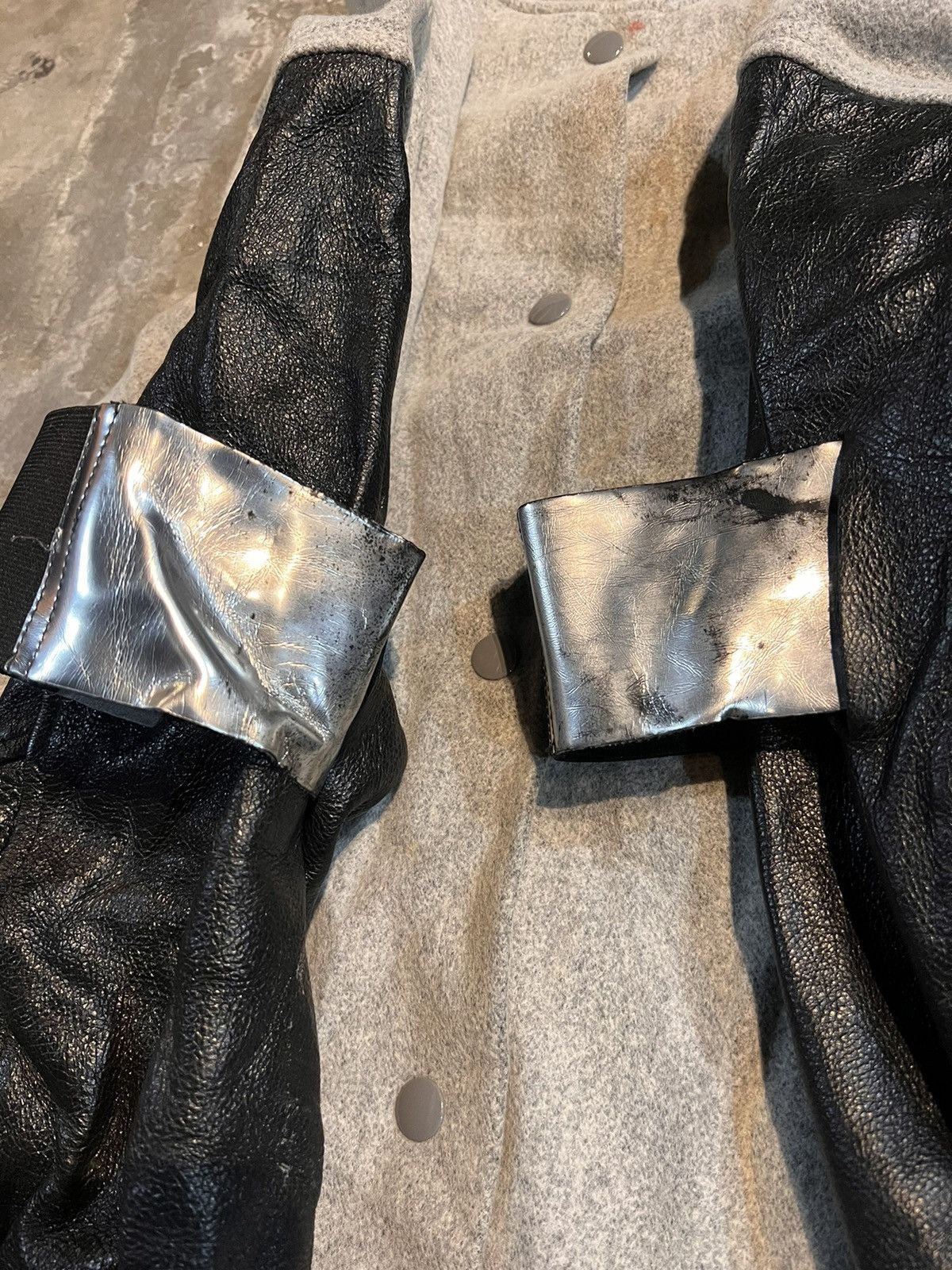 Maison Margiela MM6 Faux Leather Paneled Wool Blend Felt Bomber Jacket Gray Size XL / US 12-14 / IT 48-50 - 8 Thumbnail