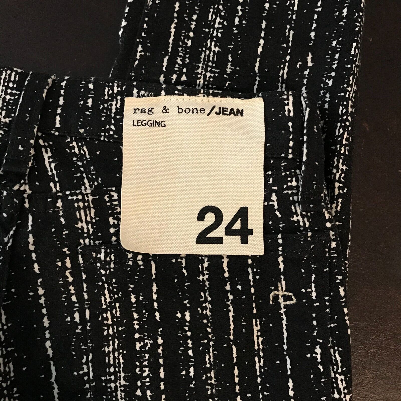 Rag & Bone Rag & Bone Jean Black/White Barcode Print Stretch Leggings Size 24" / US 00 / IT 34 - 3 Thumbnail