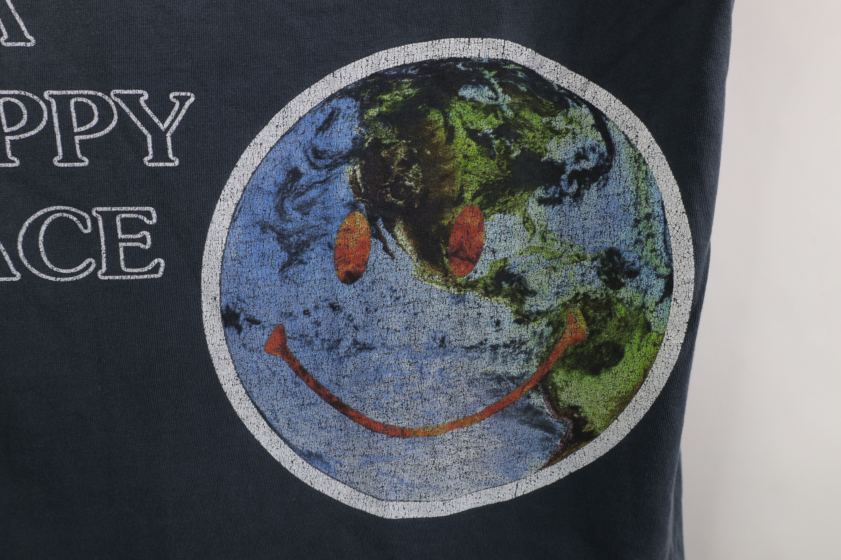 Vintage Astroworld Travis Scott Put On A Happy Face T-Shirt Gray Size US S / EU 44-46 / 1 - 6 Thumbnail