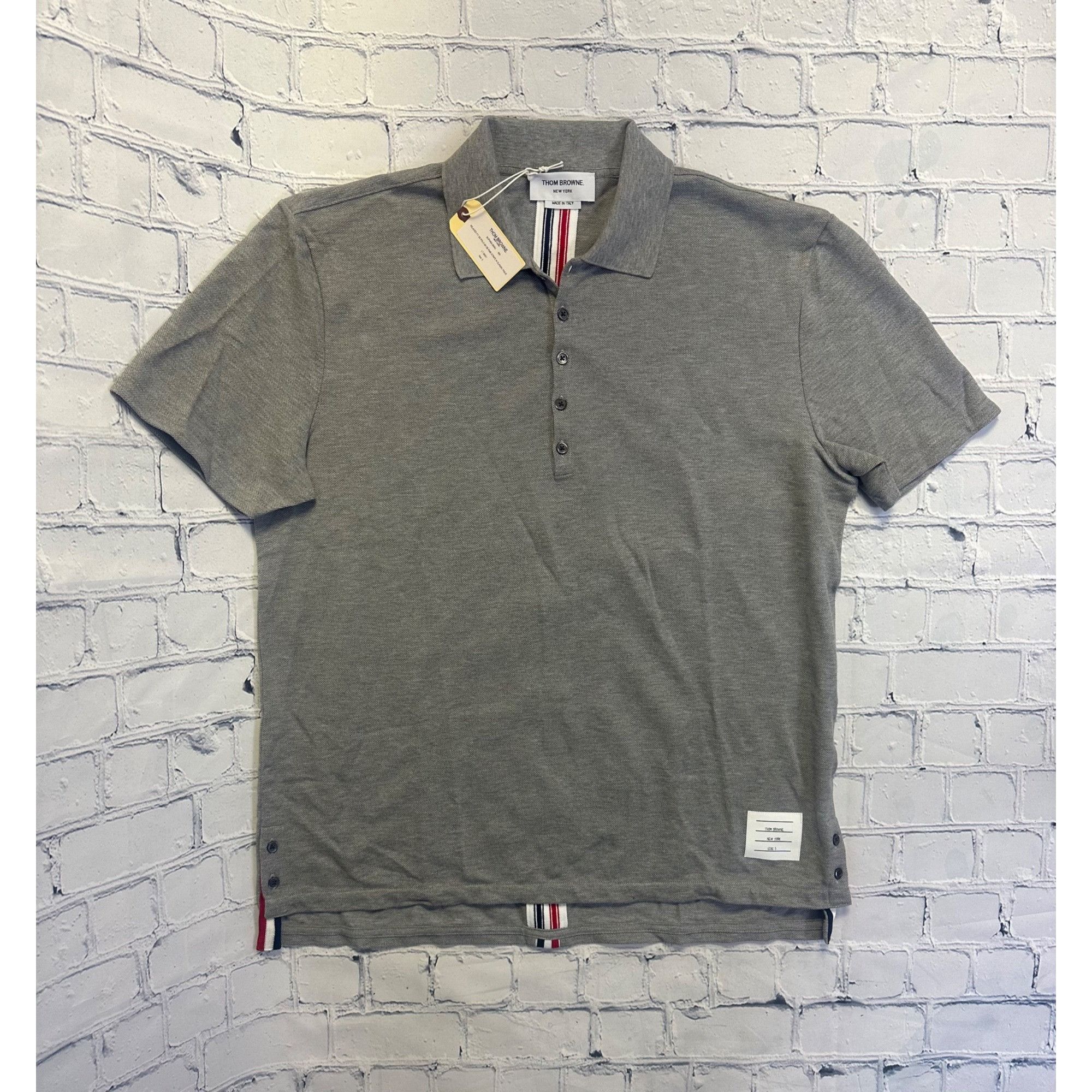 Image of Thom Browne New York Relaxed Fit Ss Polo W/ Cb Rwb Stripe In in Lt Grey, Men's (Size 2XL)