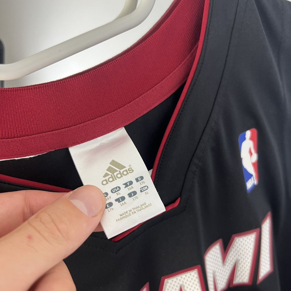 Adidas Vintage Y2K Miami Heat 6 Lebron James Jersey Tank Top Size US S / EU 44-46 / 1 - 5 Thumbnail