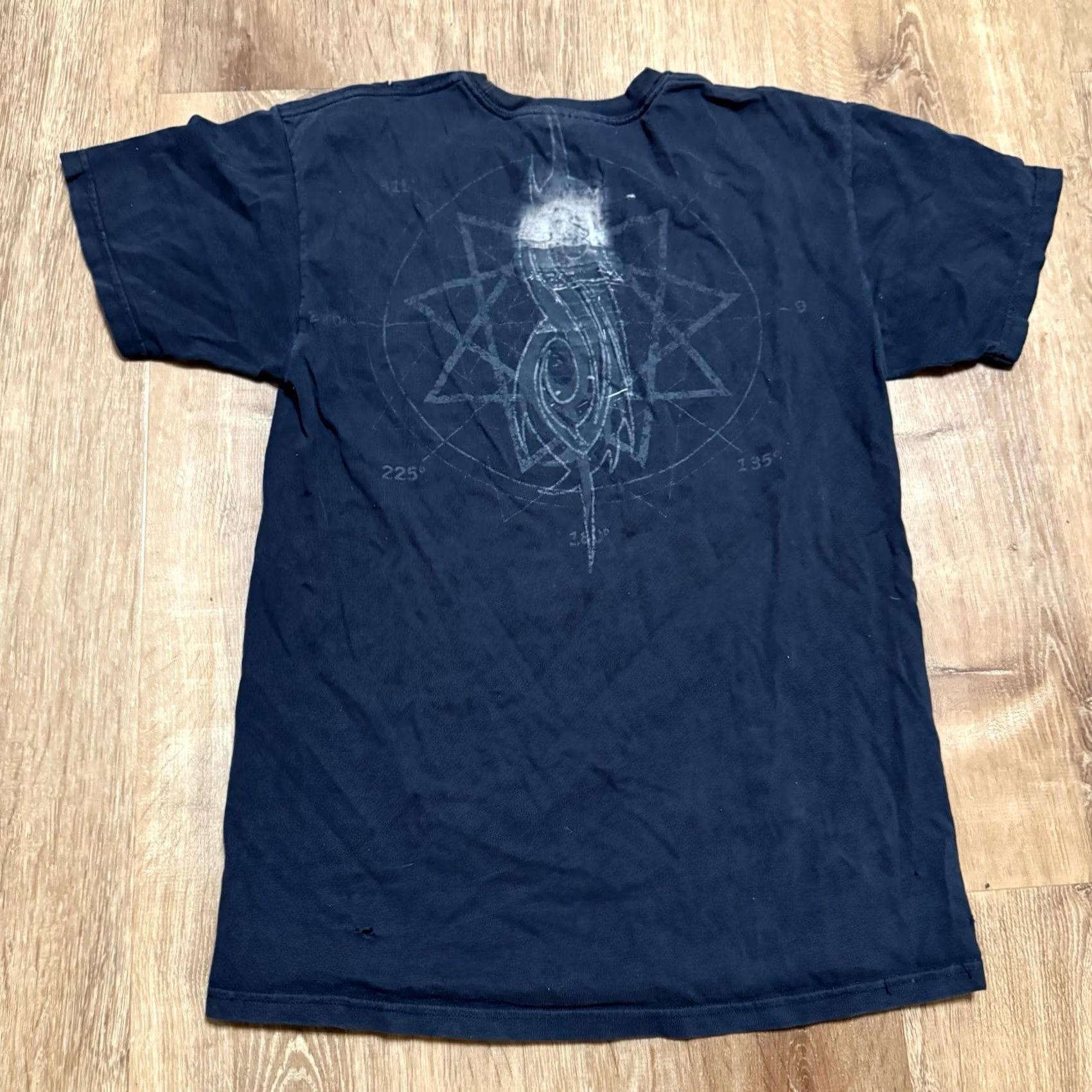 Hanes VINTAGE Slipknot Band Tee Tshirt Mens Small Faded Black Double Sided 90s Metal Music Hanes T-Shirt S Mens Black 90s Band Merch Boys Girls? Size US S / EU 44-46 / 1 - 2 Thumbnail