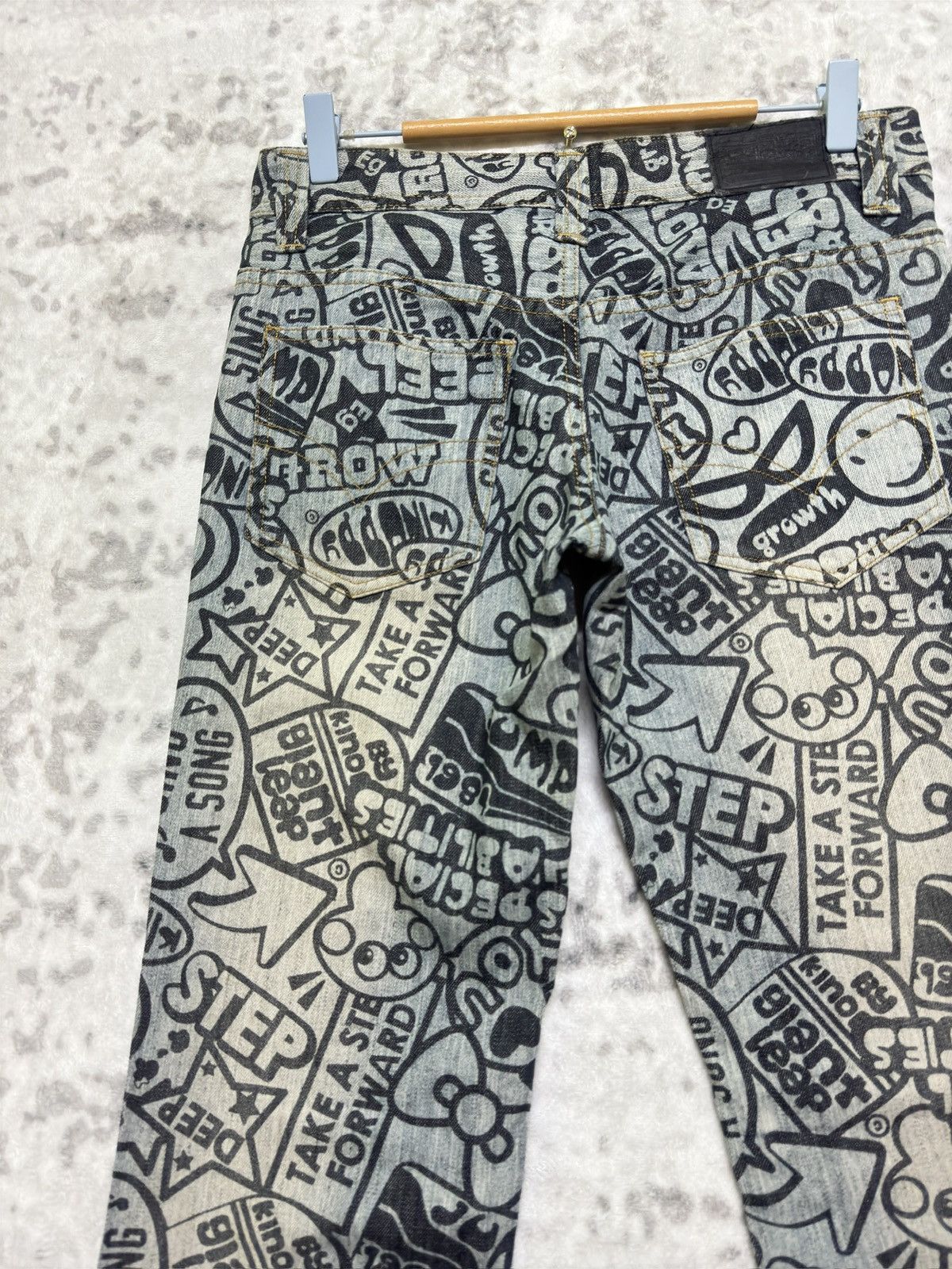 Japanese Brand Vintage Y2K Japanese Punk Denim All Over Print Jeans Size US 30 / EU 46 - 8 Thumbnail