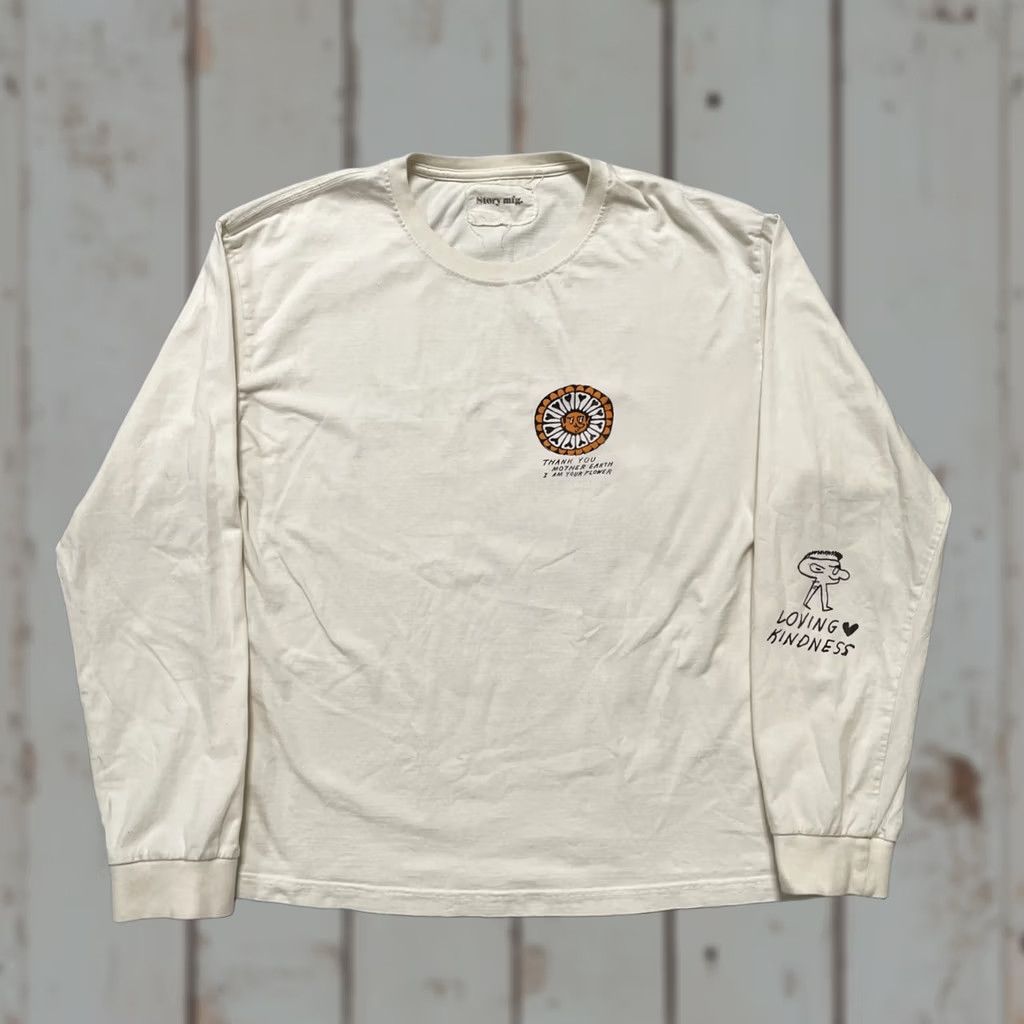 Story Mfg. Story Mfg Thank You Mother Earth L/S T-Shirt Large Unisex Adults Multicolor Graphic Nature Earth Sun Streetwear Shirt Mens Womens Size US L / EU 52-54 / 3 - 1 Thumbnail