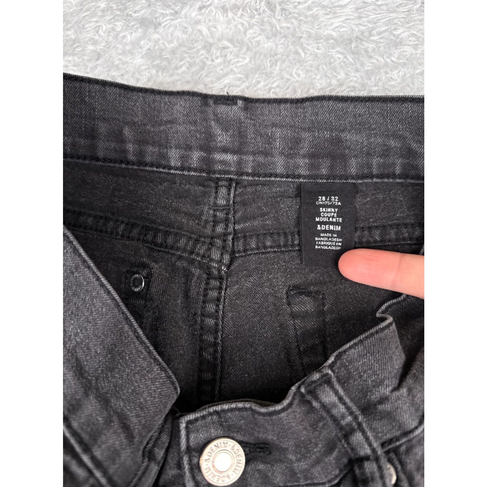 Denime &Denim Jeans Womens 28 Black Skinny Low Rise Stretch Denim Cotton Blend 26x29 5-Pocket Logo Embroidered Button Regular Womens Jeans Size 28" / US 6 / IT 42 - 6 Thumbnail