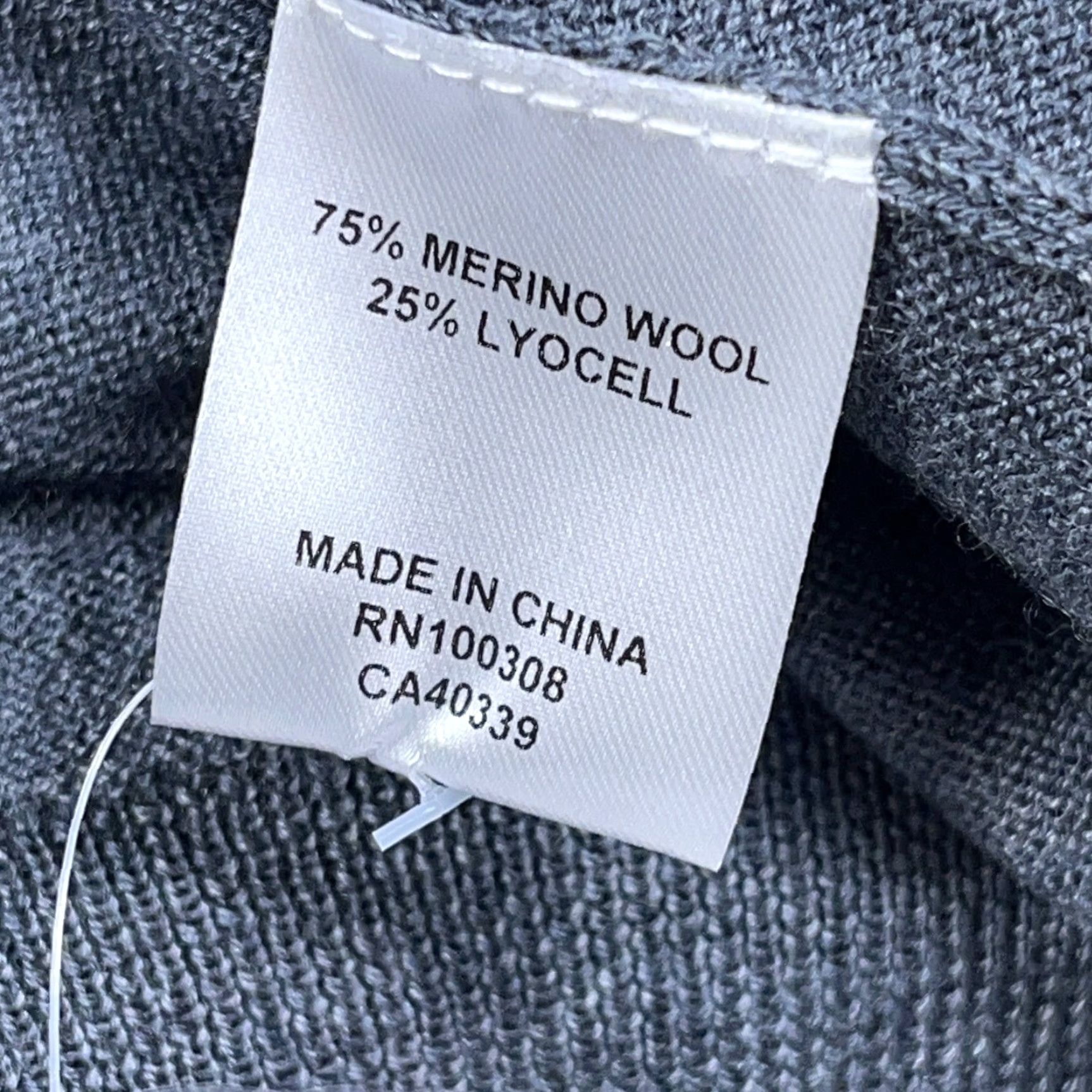 Peter Millar Peter Millar Sweater Vest Men Large Gray Merino Wool Lyocell Bend Knit V Neck Vest Size US L / EU 52-54 / 3 - 6 Thumbnail