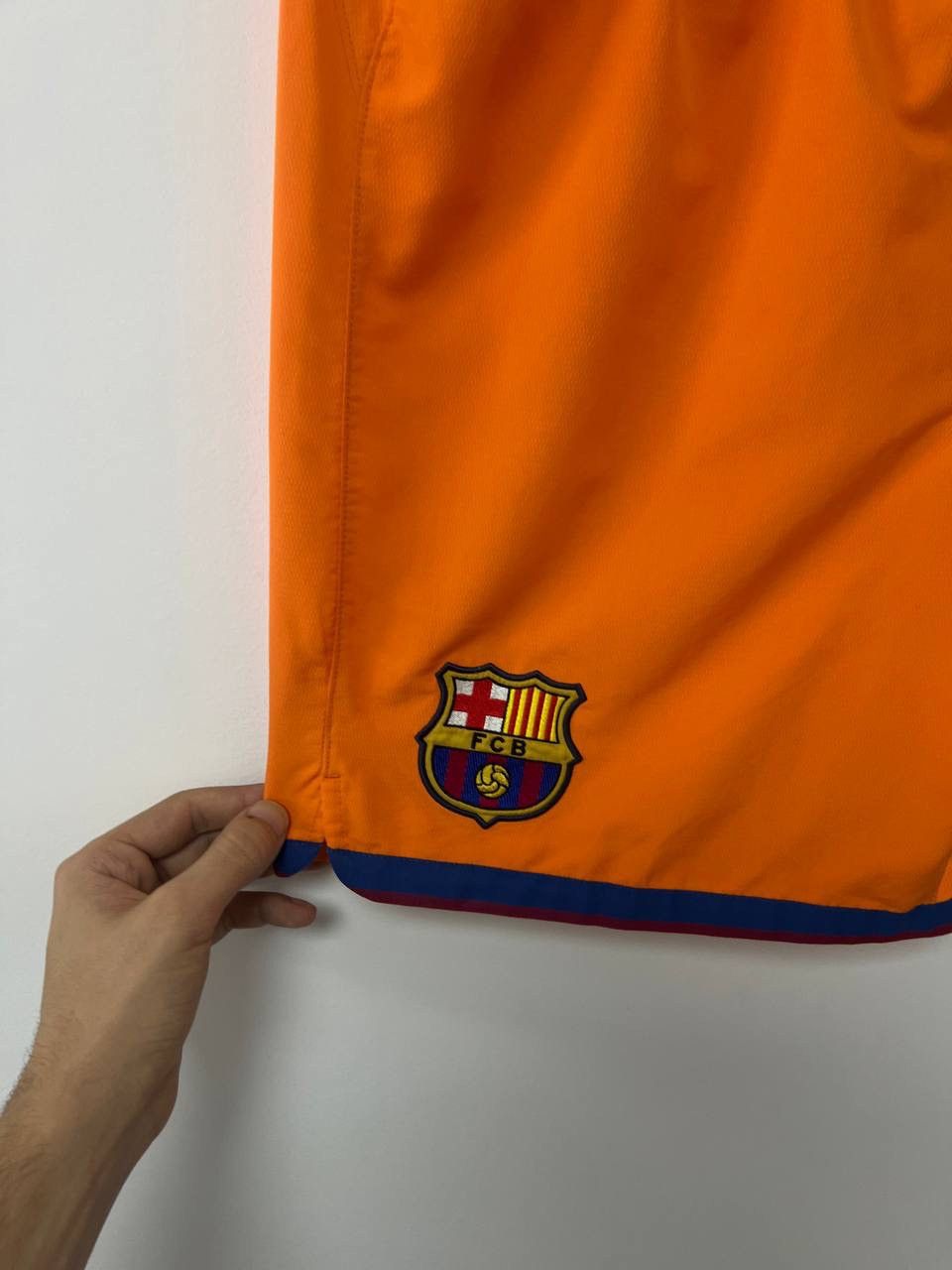 Nike Vintage Barcelona 2006/2007 Away Football Shorts Soccer L Size US 36 / EU 52 - 4 Thumbnail