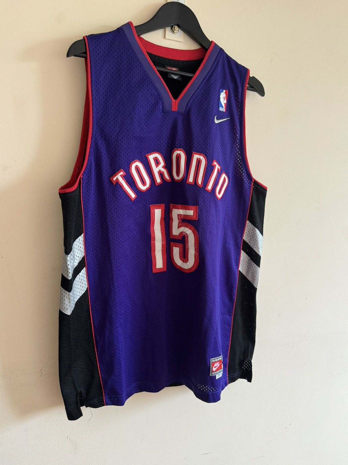 Nike Vintage 90s Jersey Nike Toronto Raptors #15 Vince Carter Size US L / EU 52-54 / 3 - 2 Thumbnail